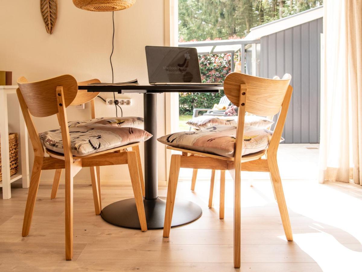 Stayatsas Tiny House Julia In De Bossen Op De Veluwe! 伊皮 外观 照片