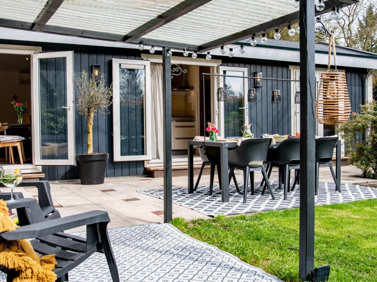 Stayatsas Tiny House Julia In De Bossen Op De Veluwe! 伊皮 外观 照片