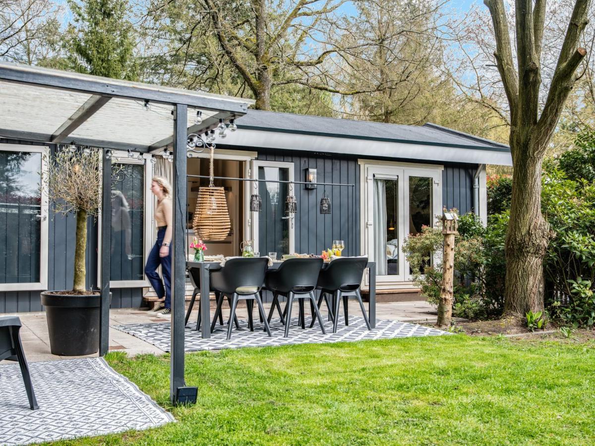 Stayatsas Tiny House Julia In De Bossen Op De Veluwe! 伊皮 外观 照片